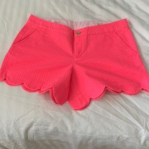 Lilly Pulitzer buttercup hot pink shorts size 8
